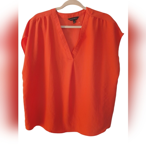 Banana Republic   Coral Like Color Top - Picture 1 of 1